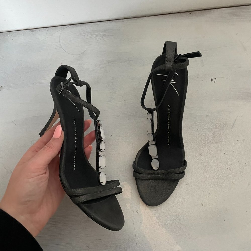 Giuseppe Zanotti Crystal Embellished T-Strap Sandals Adjustable Ankle Strap
